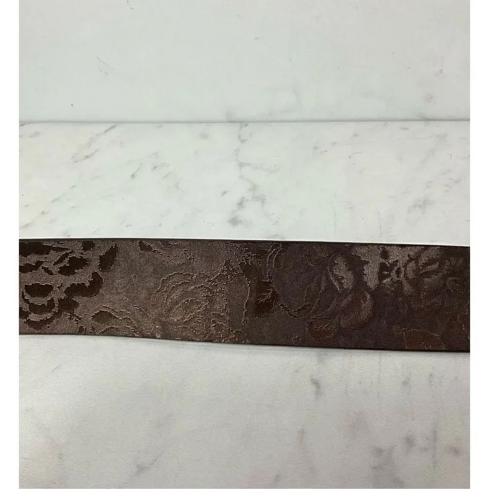 KENNETH COLE REACTION Floral Belt - Picture 2 of 4